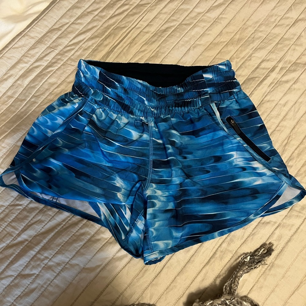 Lululemon shorts 6
